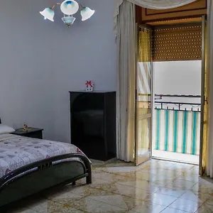il-cuore-di-napoli-naples.hotels-amalfi.com/